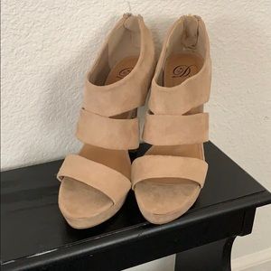 4 1/2 inch tan cage heel